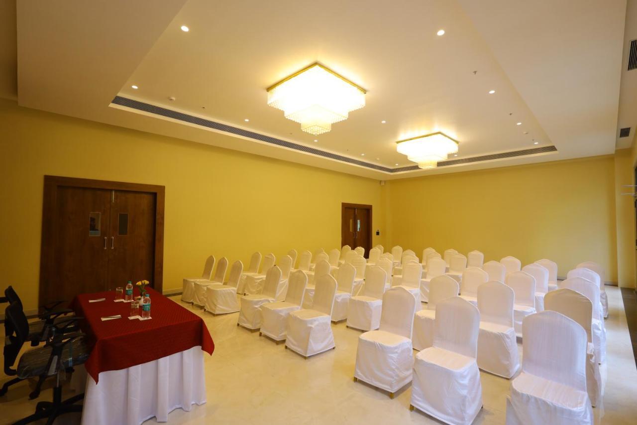 The Aurum Subrahmanya Bagian luar foto